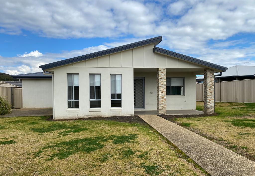 37 Kendall Dr, Hamilton Valley, NSW 2641