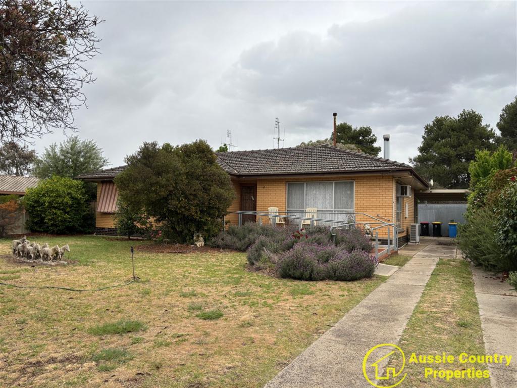 51 Cobram St, Berrigan, NSW 2712