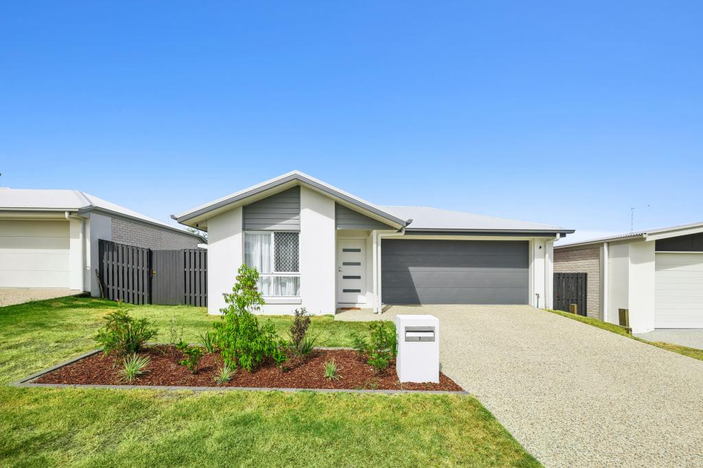 7 Cowley St, Jimboomba, QLD 4280