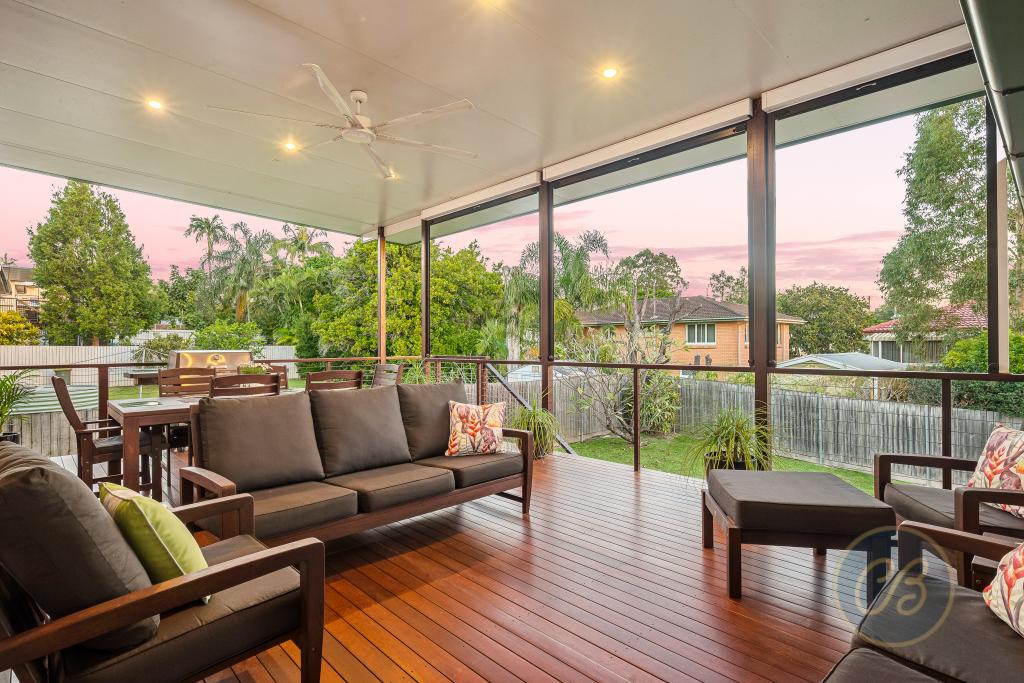 34 Wyman St, Stafford Heights, QLD 4053