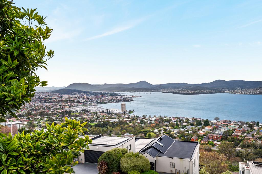 1/27 ENTERPRISE RD, SANDY BAY, TAS 7005