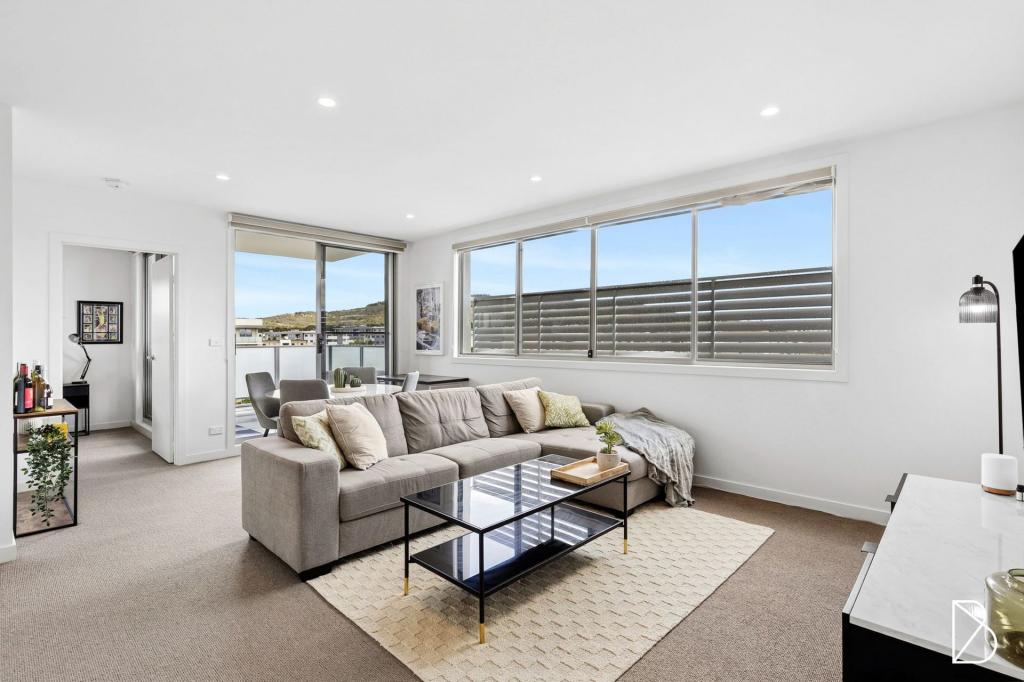 26/120 John Gorton, Coombs, ACT 2611