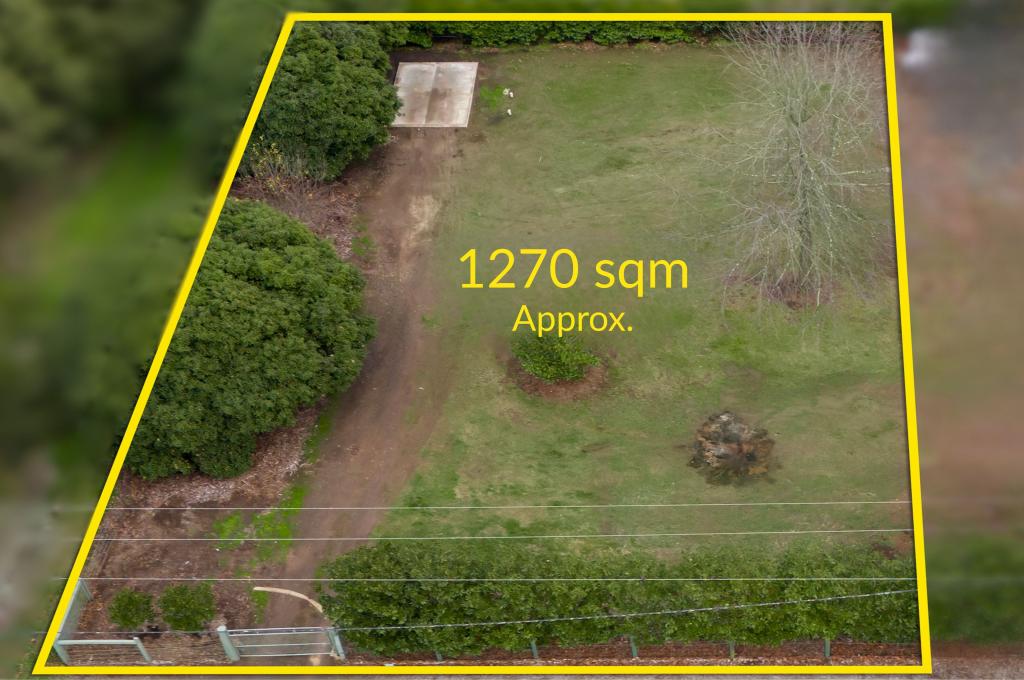 14a White Ave, Romsey, VIC 3434