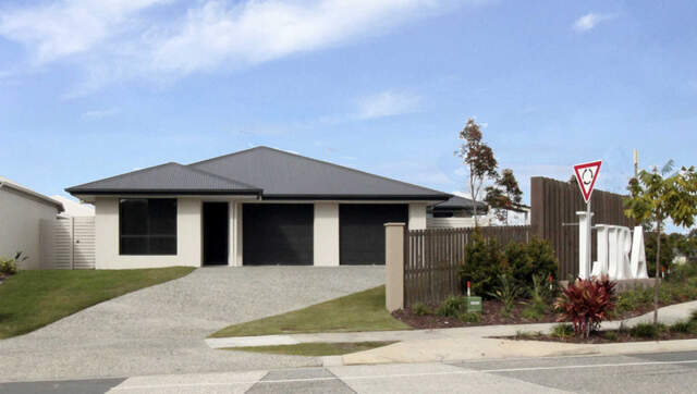 2/1 O'Reilly Dr, Coomera, QLD 4209