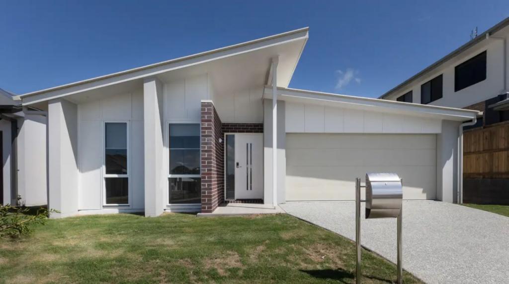 35 Flametree Cct, Arundel, QLD 4214