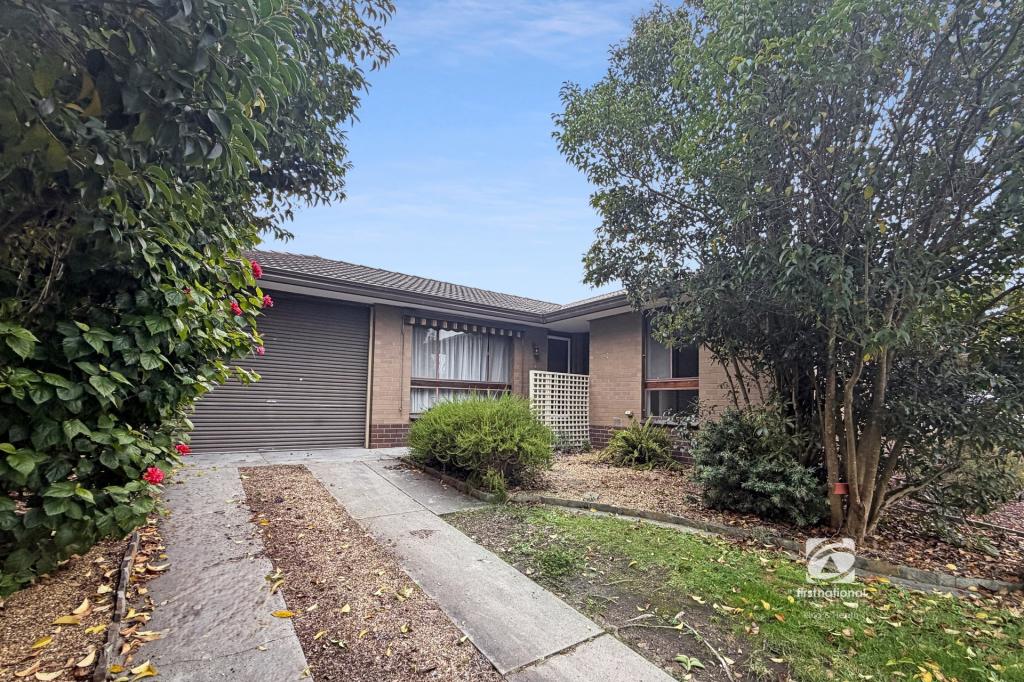 100 Day St, Bairnsdale, VIC 3875