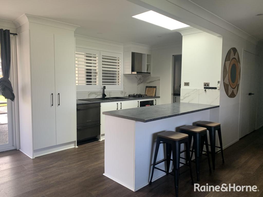 12 Cheltenham Dr, Shoalhaven Heads, NSW 2535