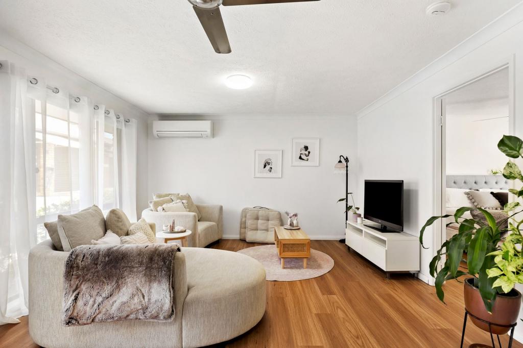 31/172 Barrier Reef Dr, Mermaid Waters, QLD 4218