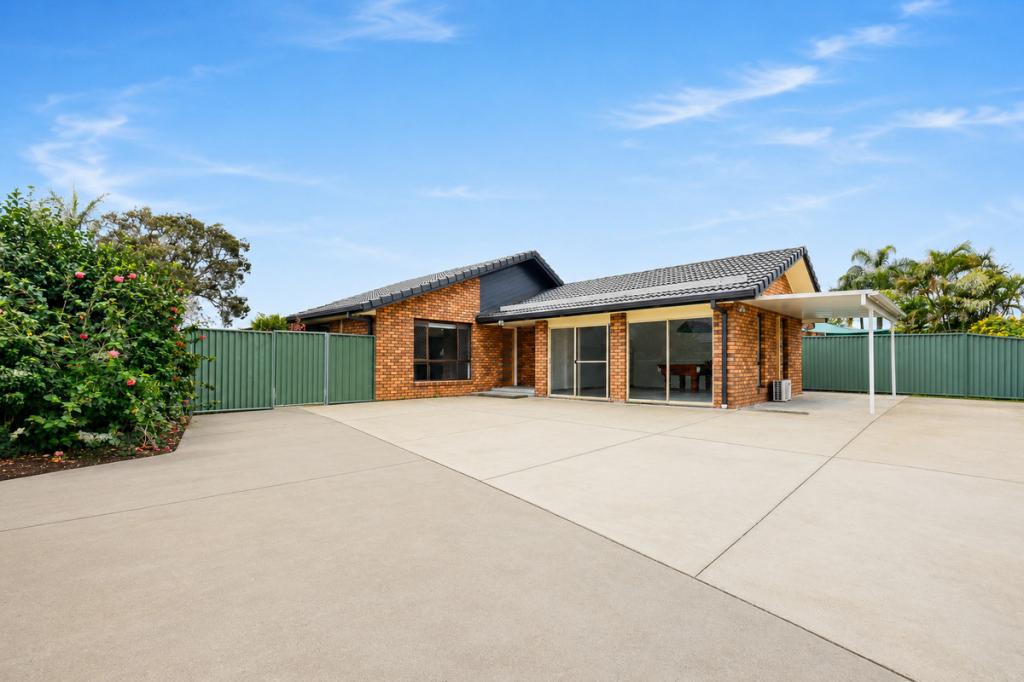 8 Whipbird Ct, Burleigh Waters, QLD 4220
