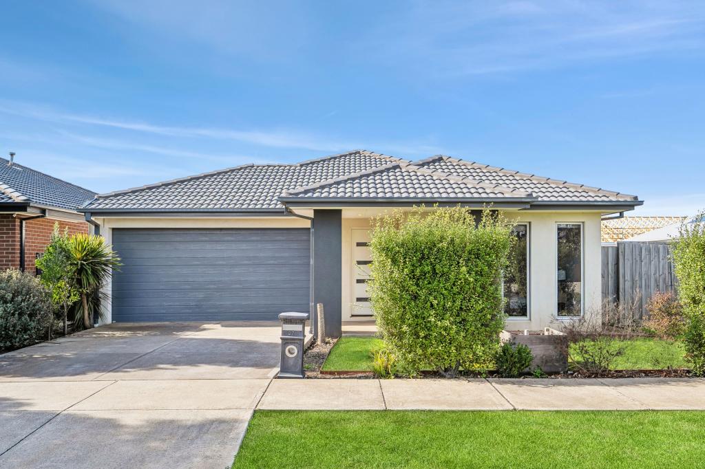 27 Burgess Ave, Armstrong Creek, VIC 3217