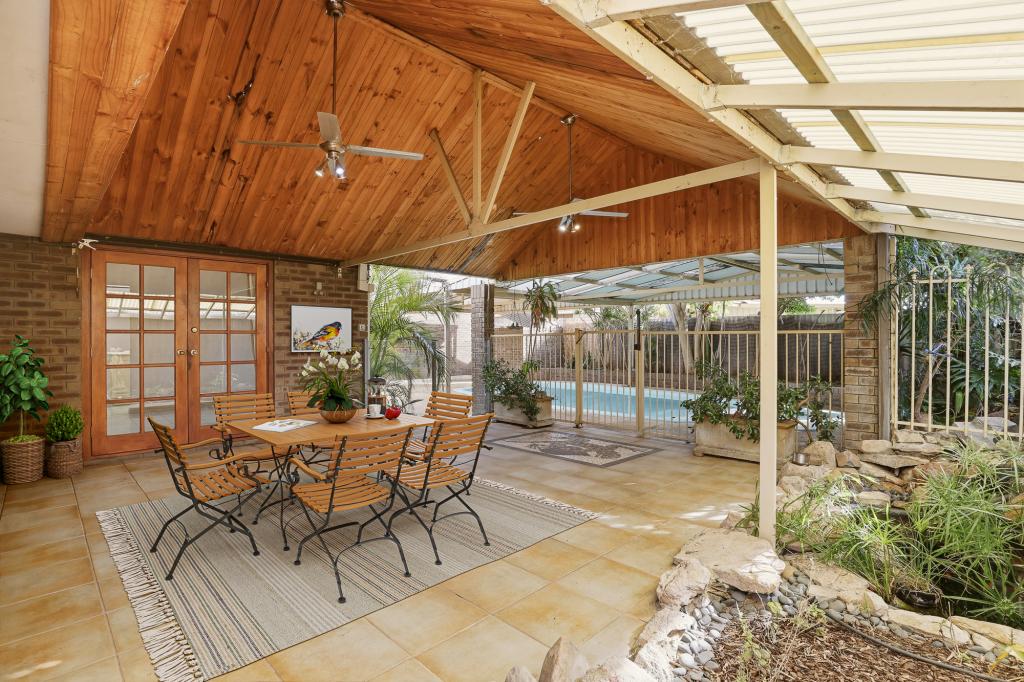 2 Dolton Pl, Warnbro, WA 6169
