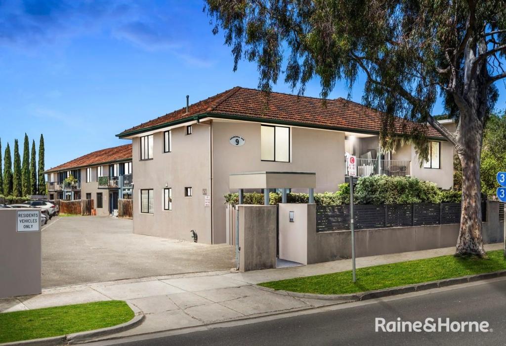 4/9 Churchill Ave, Maidstone, VIC 3012