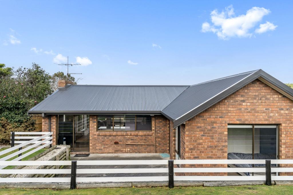 98 Richard St, Bridport, TAS 7262