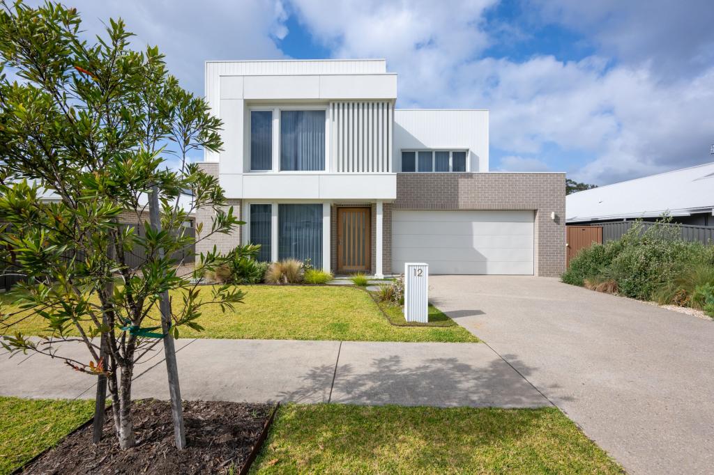 12 Halyard Ave, Moonee Beach, NSW 2450