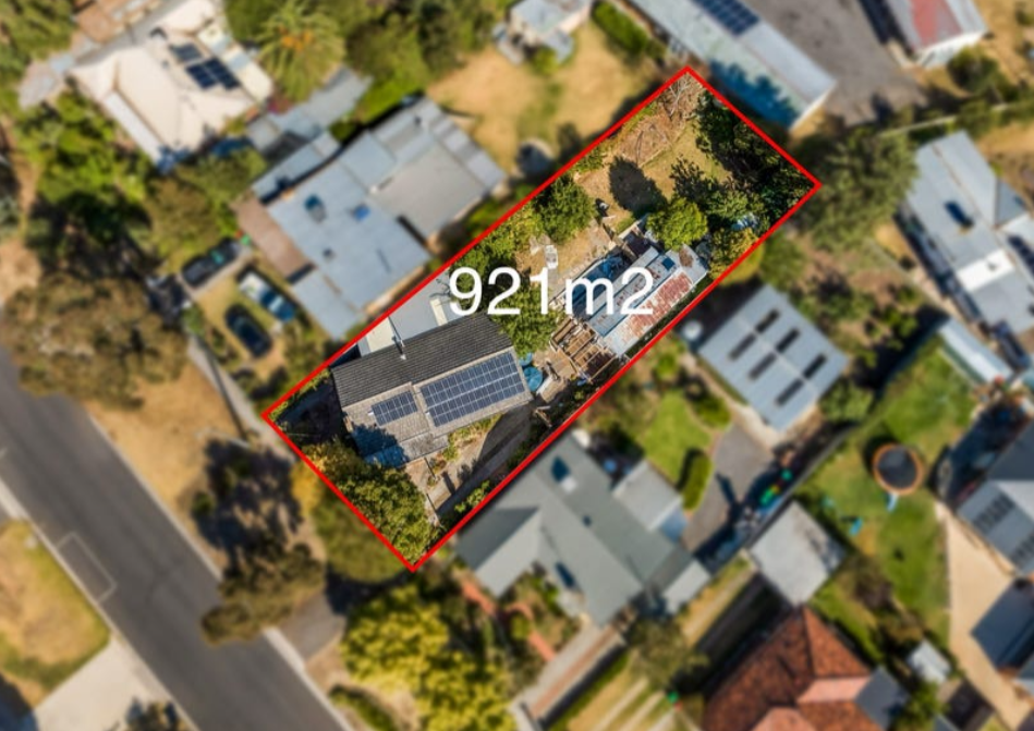 6 Inglewood St, Golden Square, VIC 3555