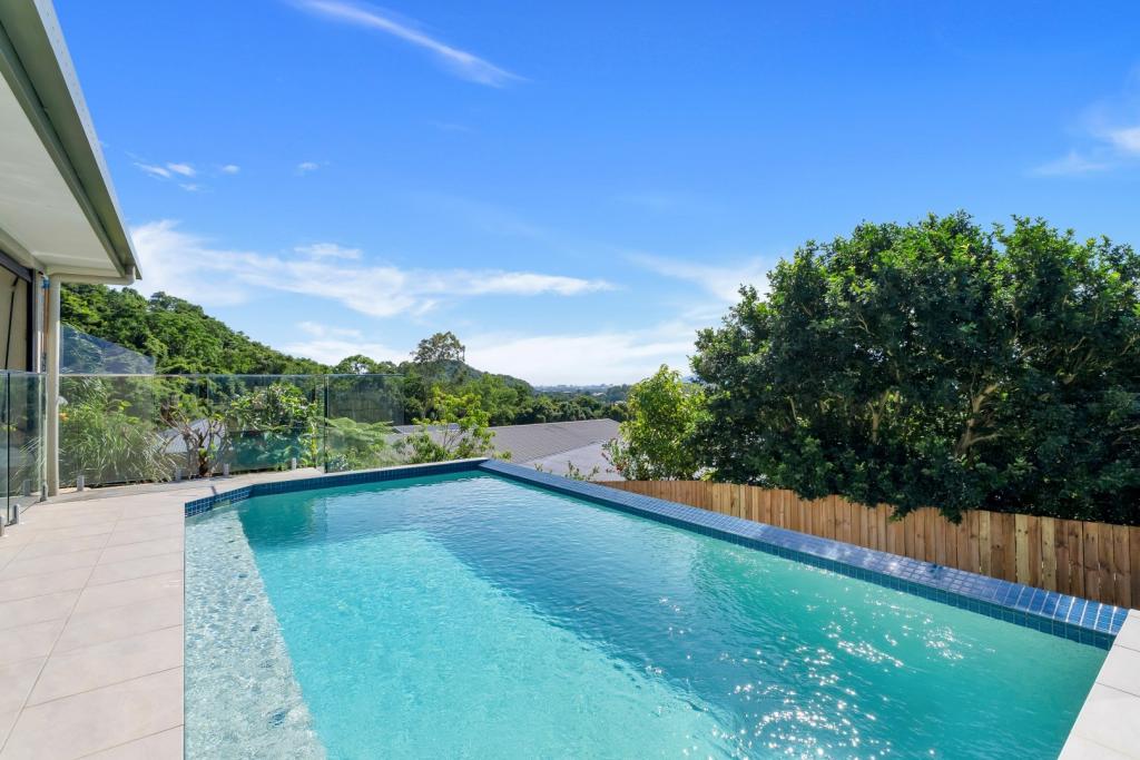 6 Cribwood Cl, Mount Sheridan, QLD 4868