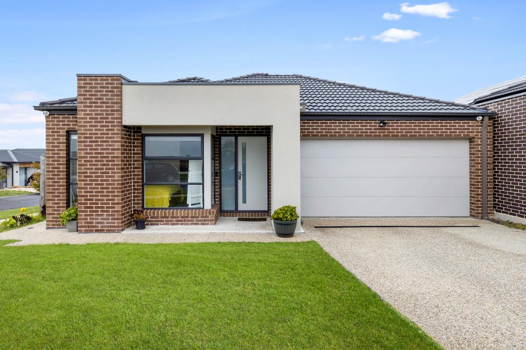 28 CAYENNE WAY, MICKLEHAM, VIC 3064