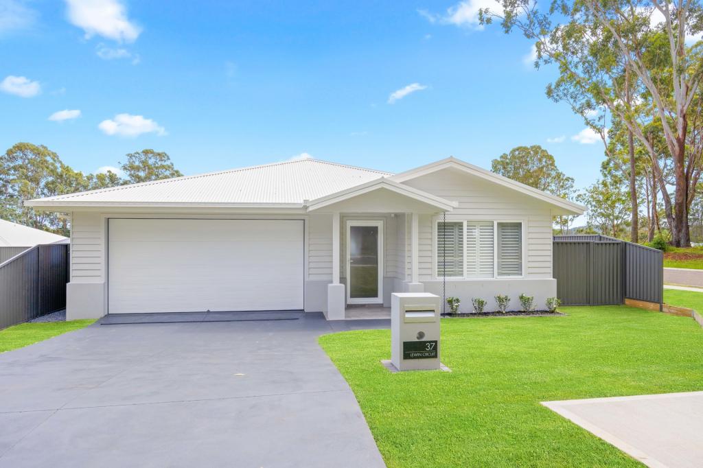 37 Lewin Cct, Port Macquarie, NSW 2444