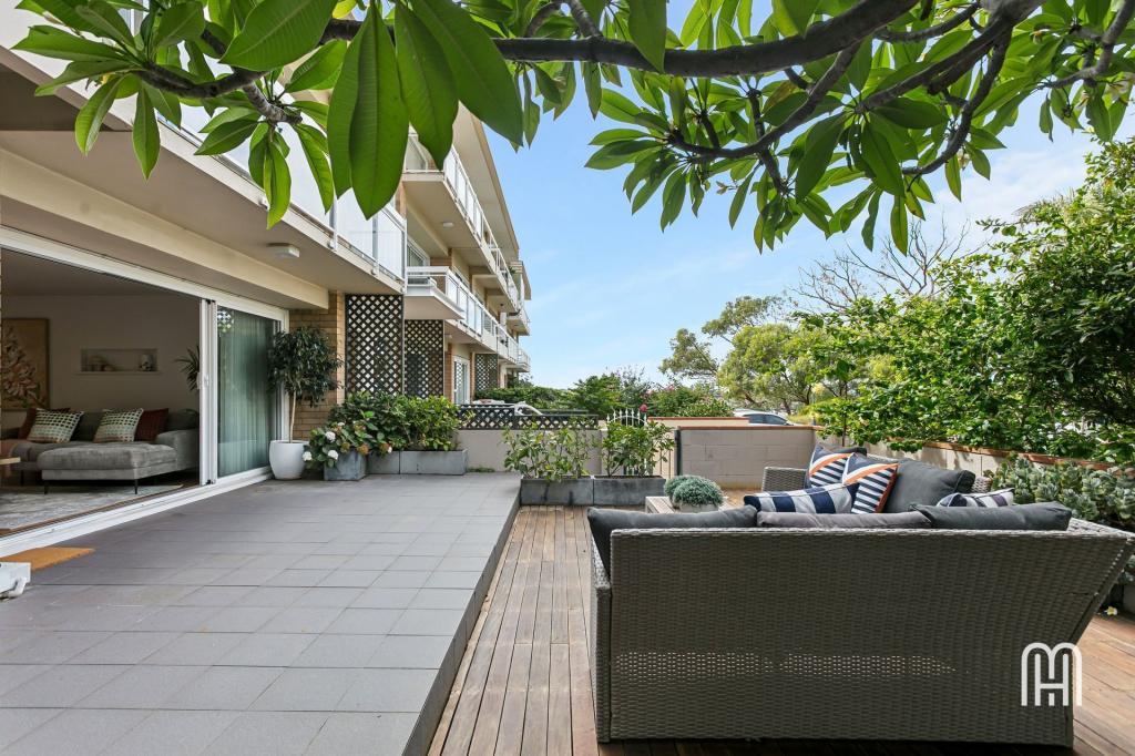 8/24 Richardson Ave, Claremont, WA 6010