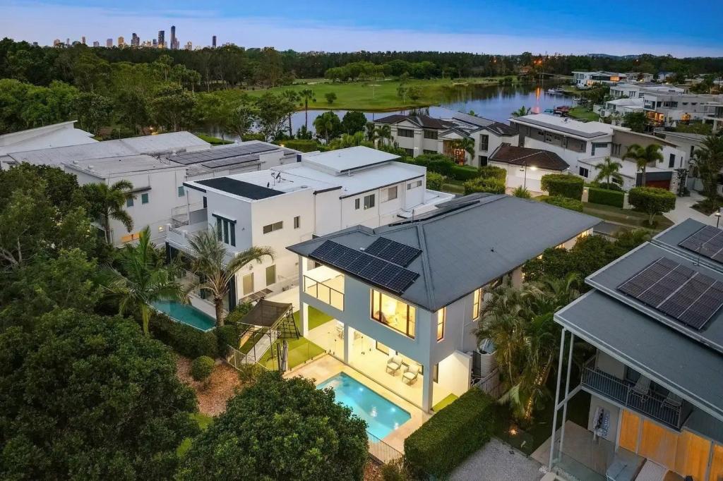 48 Lakelands Dr, Merrimac, QLD 4226