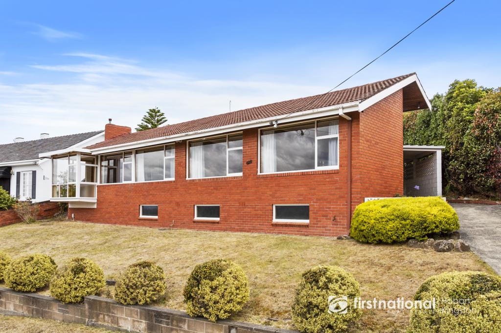 522 Churchill Ave, Sandy Bay, TAS 7005