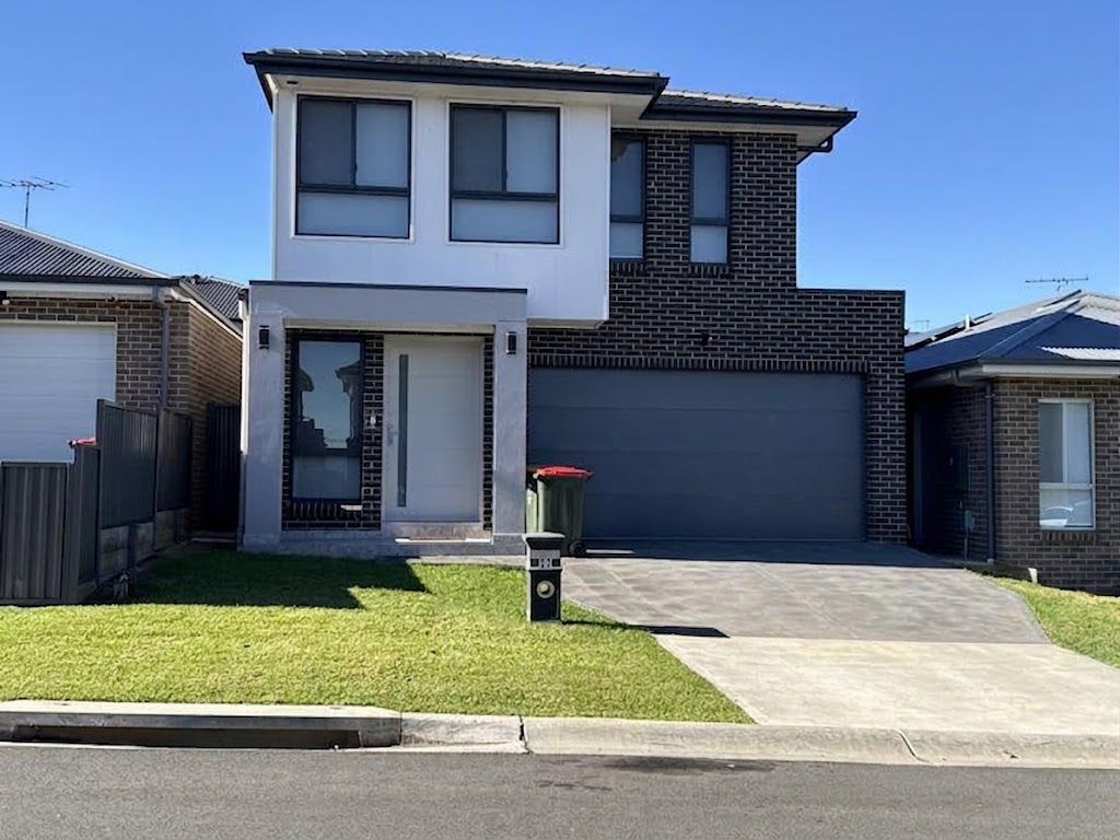 27 Milky Way St, Leppington, NSW 2179