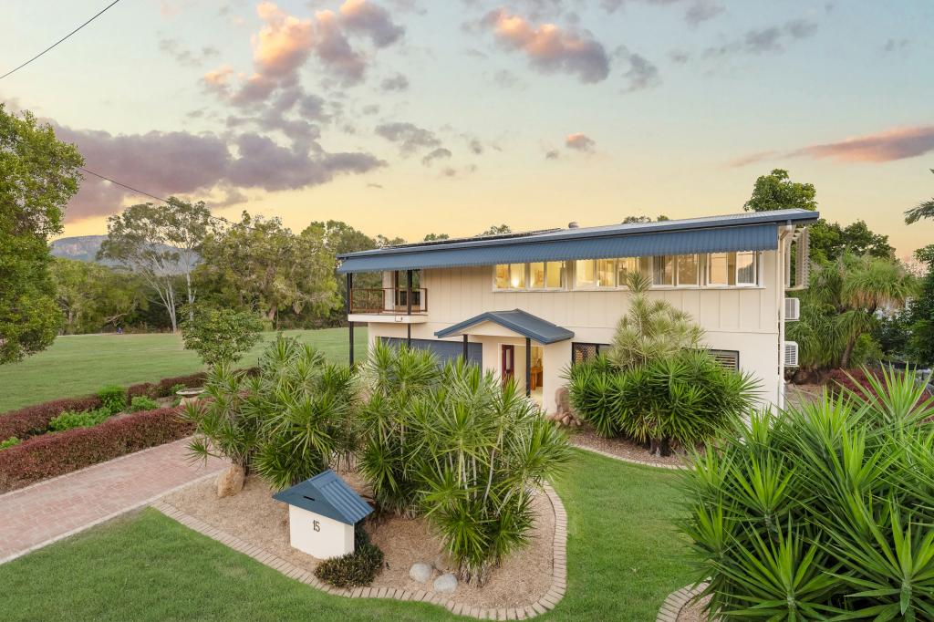 15 Irving St, Cranbrook, QLD 4814