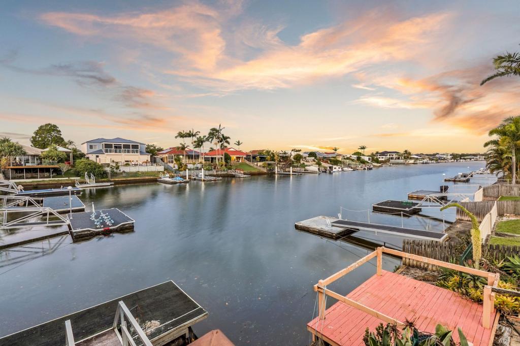 2/54 Hoya Cres, Bongaree, QLD 4507