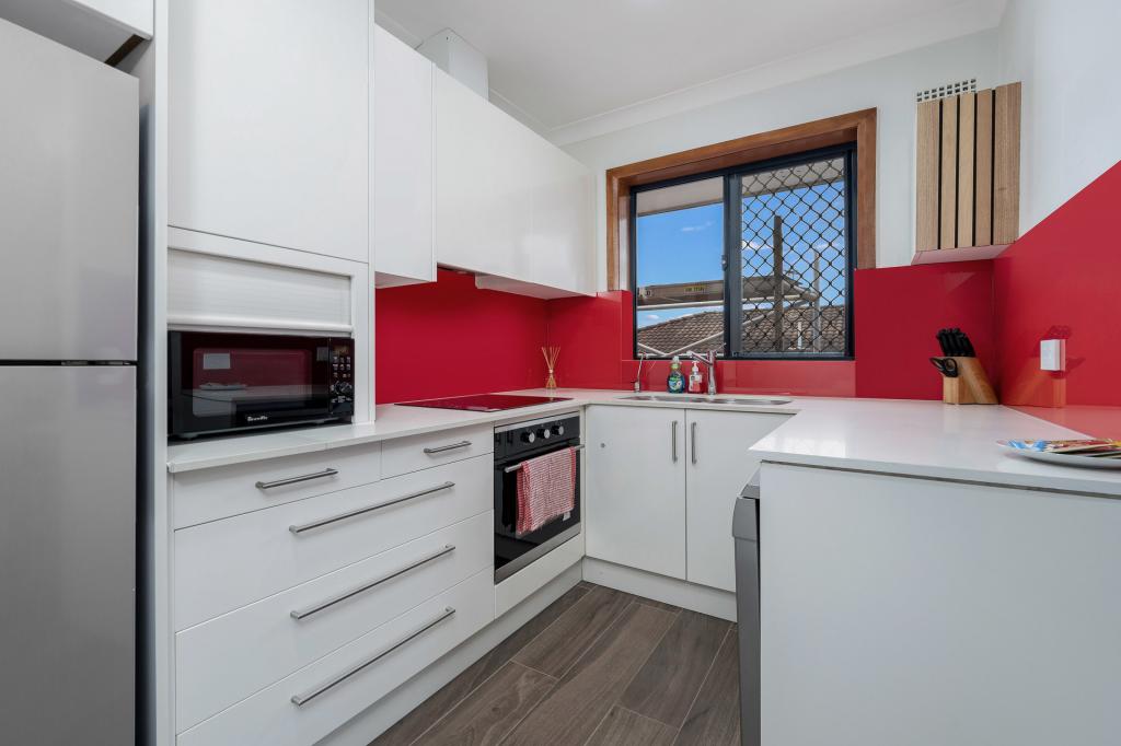 6/4 Omnibus Rd, Kingsgrove, NSW 2208