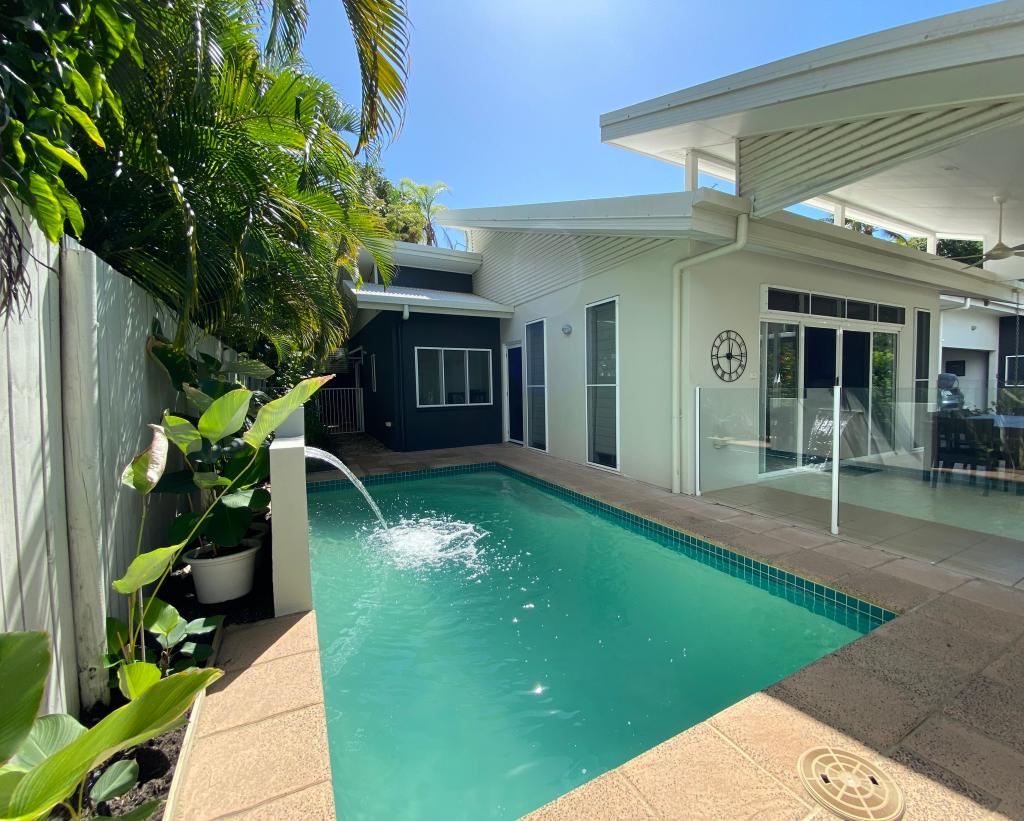 2/3 Upolu Esp, Clifton Beach, QLD 4879