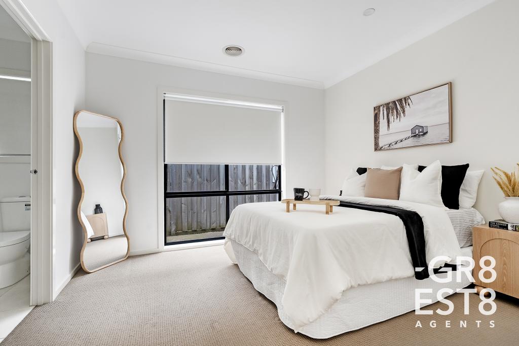 14 Panama Rd, Cranbourne West, VIC 3977