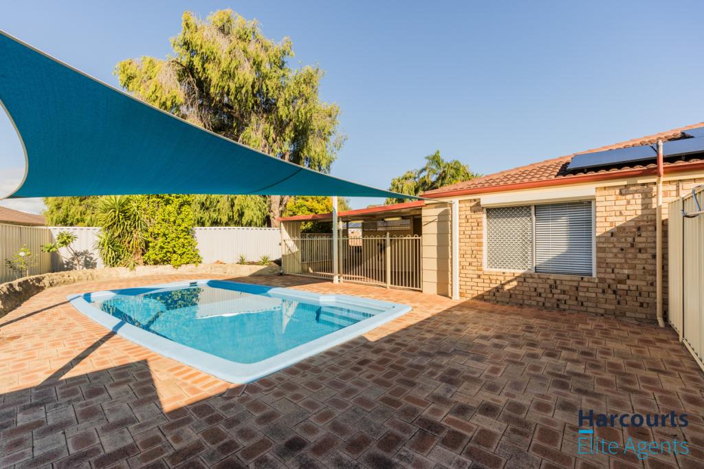 2 OXLEY PL, ROCKINGHAM, WA 6168