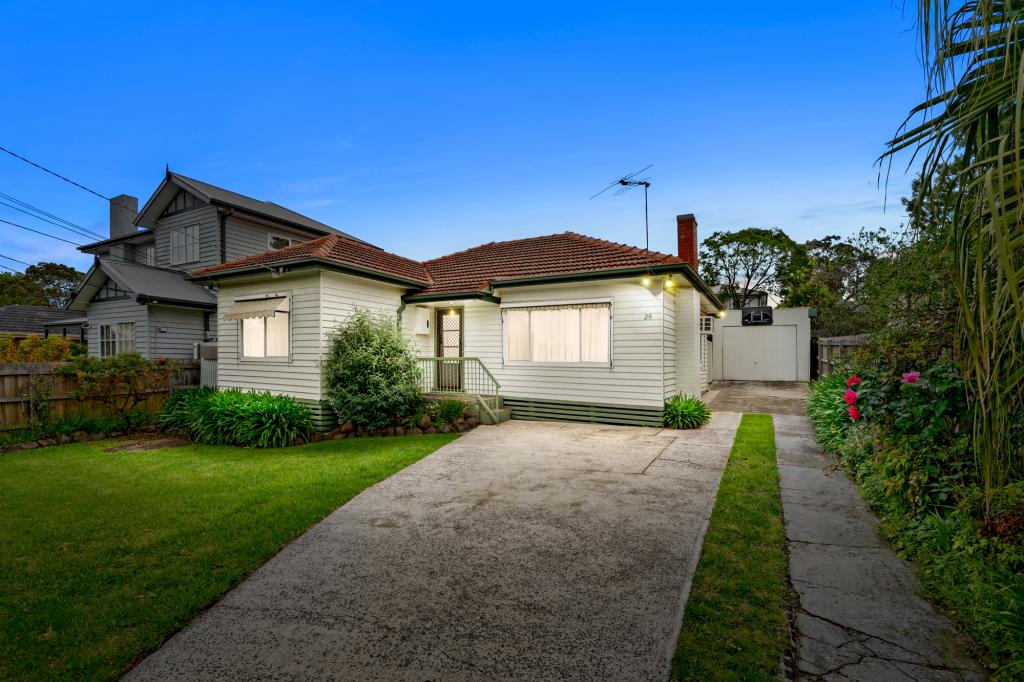 25 DUNN ST, WATSONIA, VIC 3087