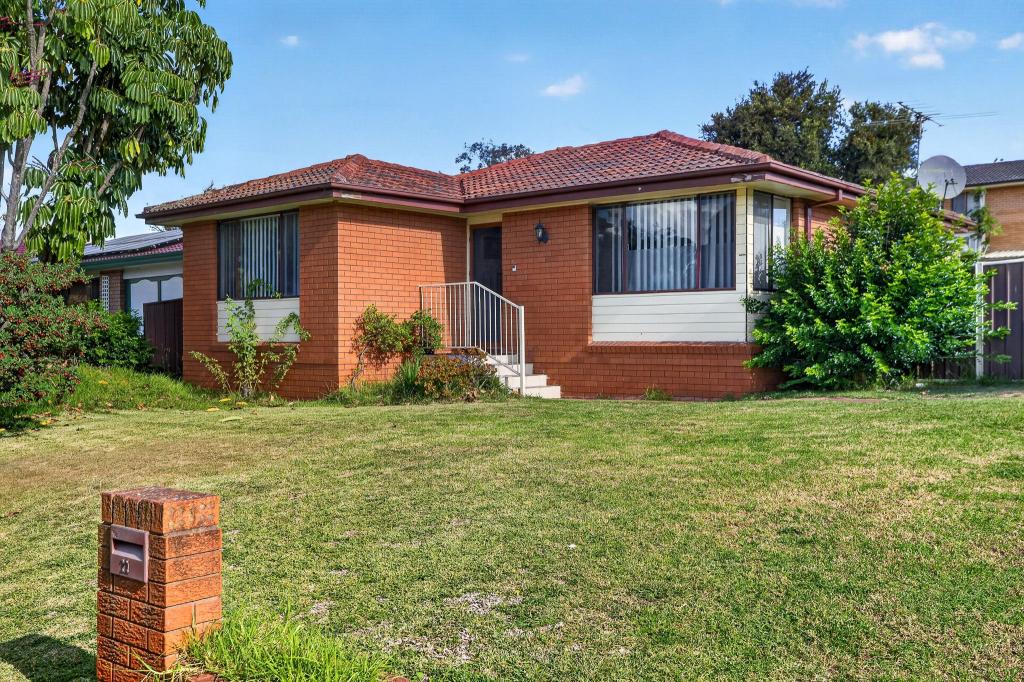 11 KOOKABURRA ST, INGLEBURN, NSW 2565