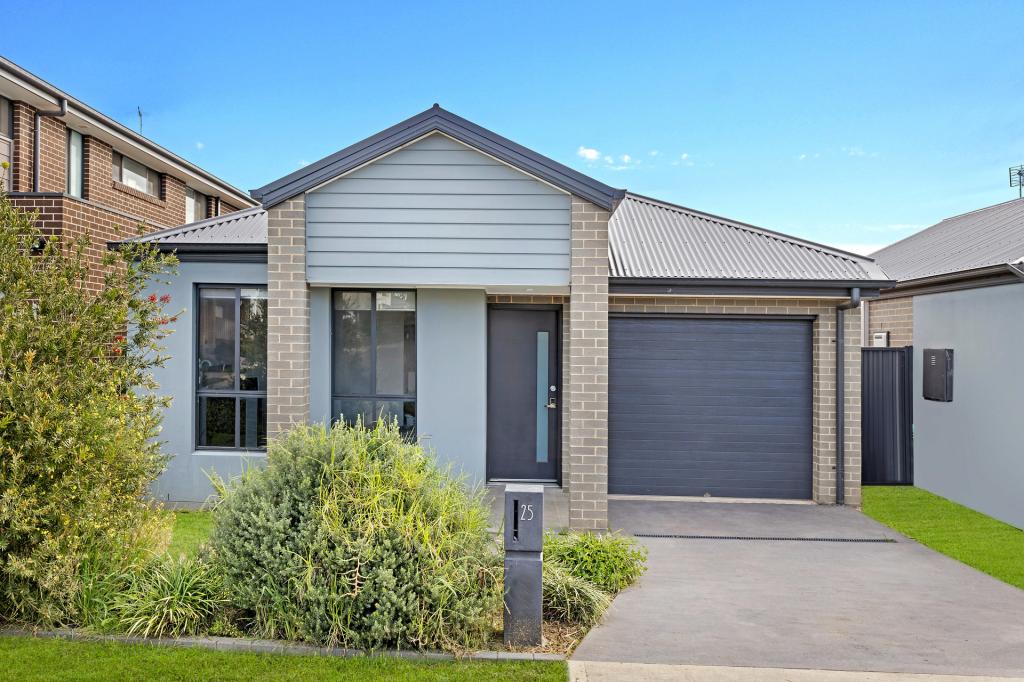 25 Landaise Rd, Austral, NSW 2179