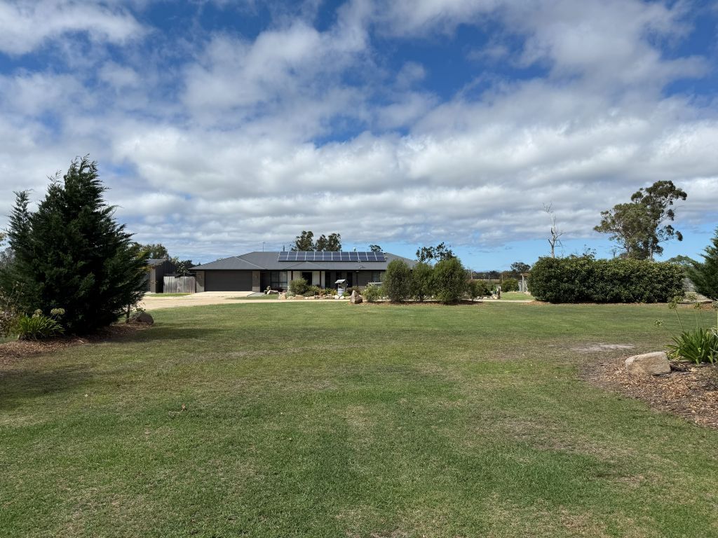 60 Hopgood Lane, Glen Niven, QLD 4377