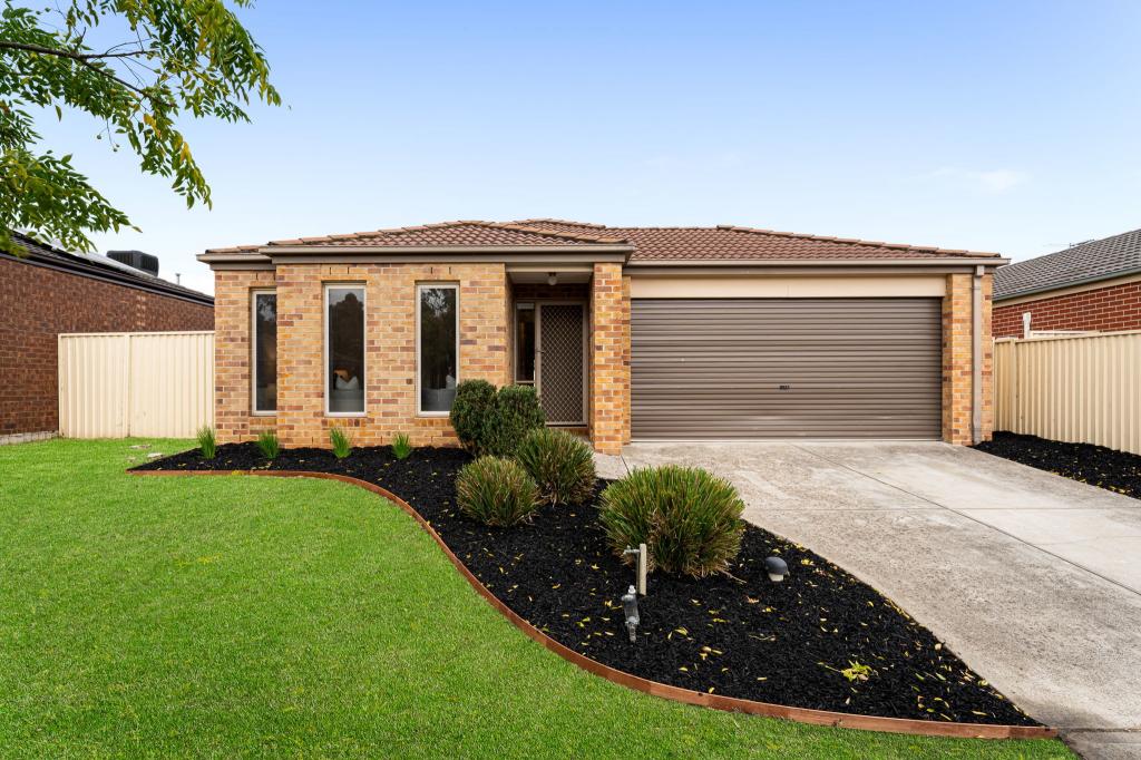 120 Blue Horizons Way, Pakenham, VIC 3810