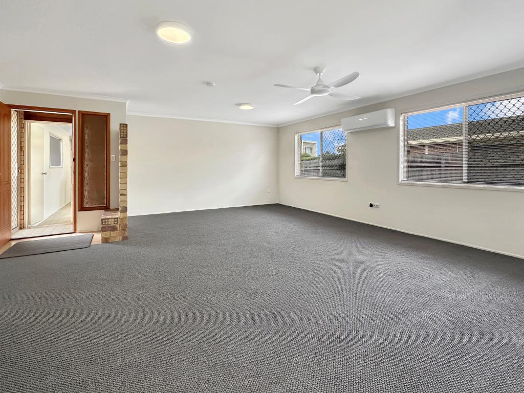 24 Mulgani St, Warana, QLD 4575