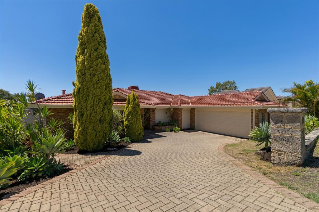 19 CLIPPER DR, BALLAJURA, WA 6066