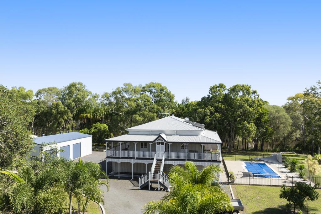 40 Kingfisher Cres, Moore Park Beach, QLD 4670
