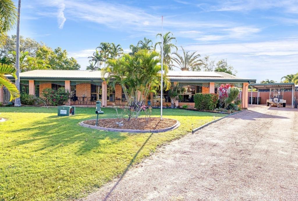 9 Vesterman Ct, Bushland Beach, QLD 4818