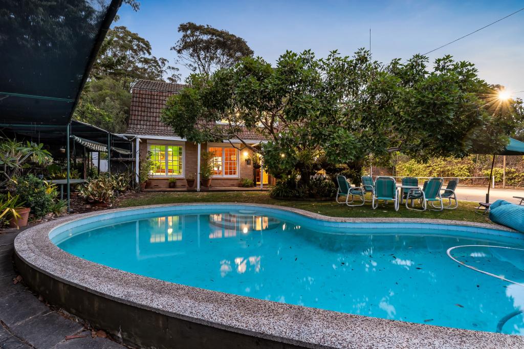 14 Old Belair Rd, Belair, SA 5052