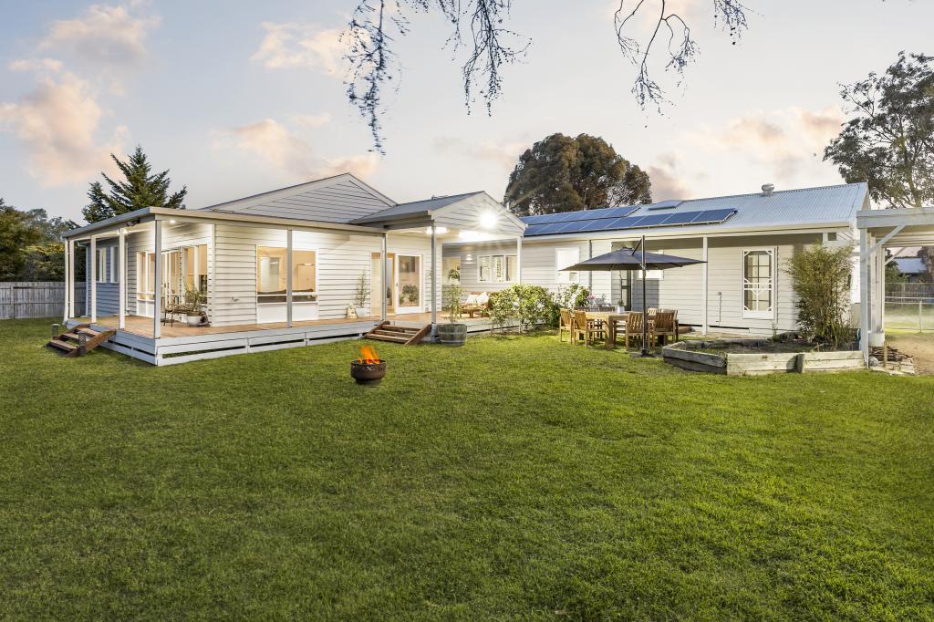 21-23 Barrabool Cres, Leopold, VIC 3224