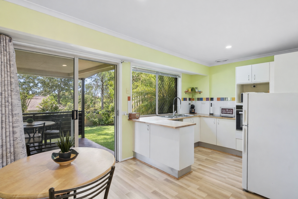 20/51 Olsen Ave, Labrador, QLD 4215