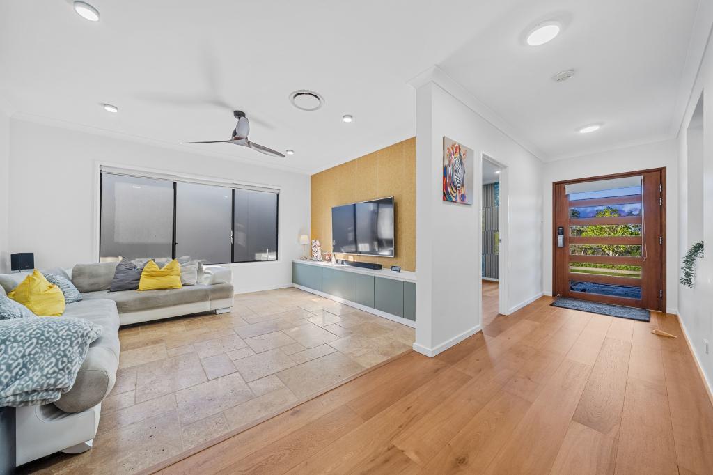 6 Jonas Cct, Holmview, QLD 4207