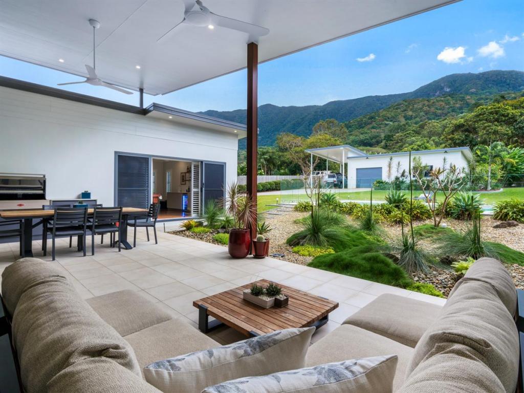 57-59 Bellmere Lane, Redlynch, QLD 4870