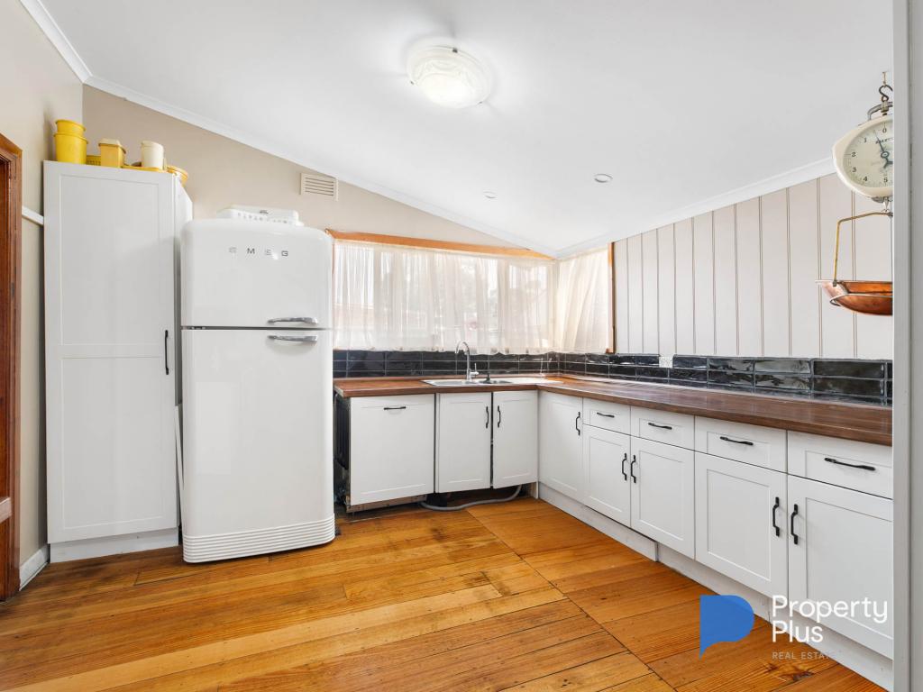 34 Majorca Rd, Maryborough, VIC 3465