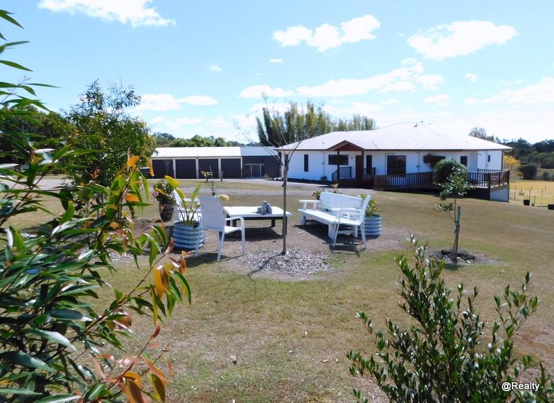 233 Brights Rd, Nanango, QLD 4615