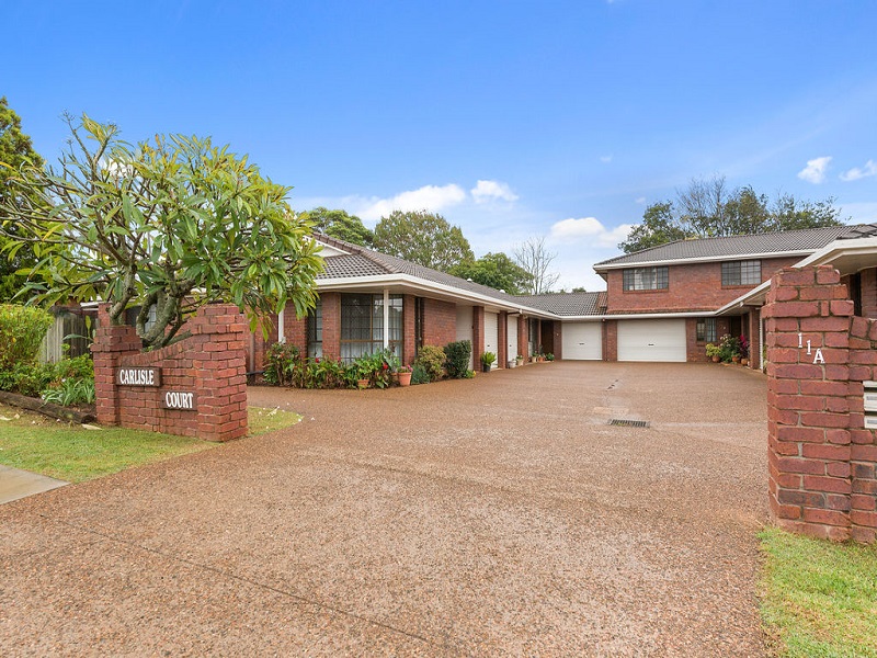 1/11A GATFIELD ST, NEWTOWN, QLD 4350