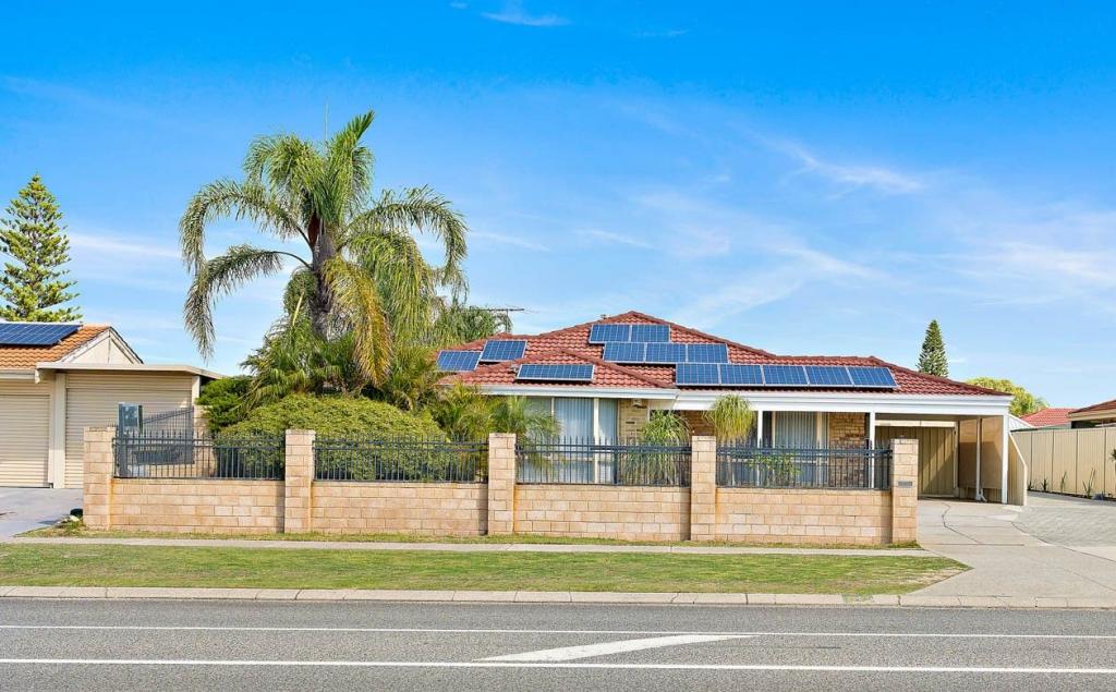 86 Kingfisher Ave, Ballajura, WA 6066